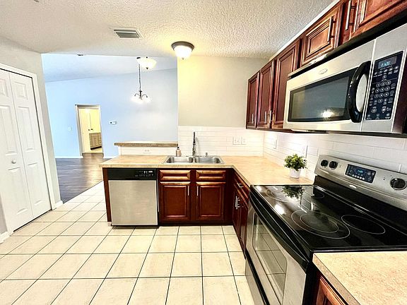 All stainless-steel appliances