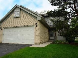 580 Edington Ln, Gurnee, IL 60031