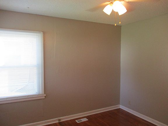 4th image of 1003 N 9th St