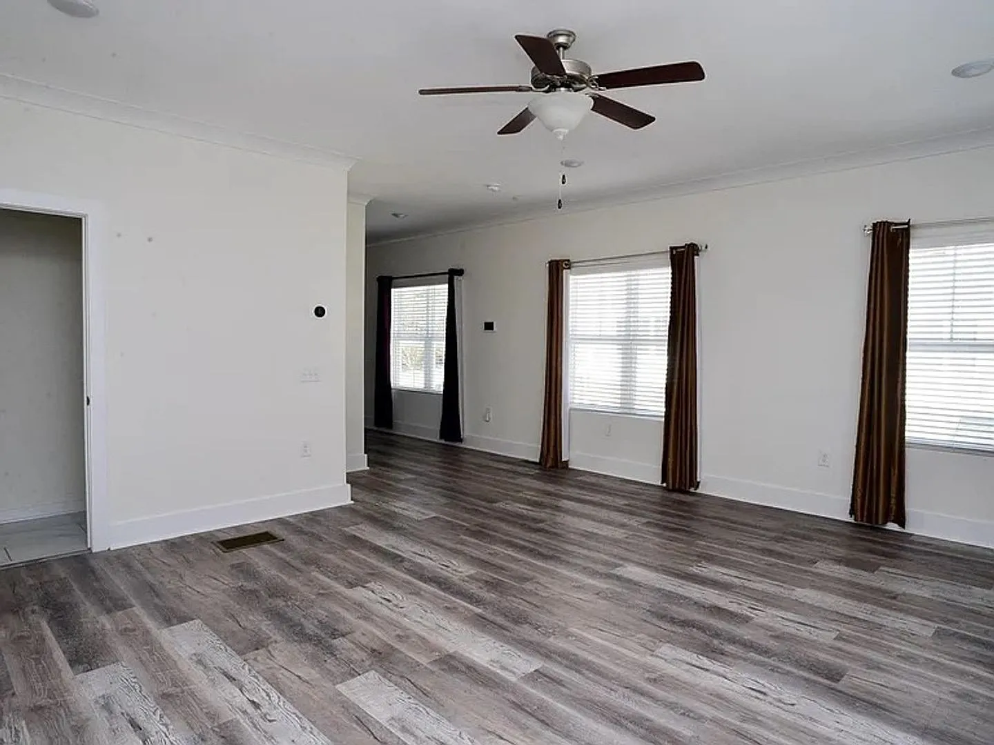 Stylish 3BR Townhome in Atlanta — Photo 3