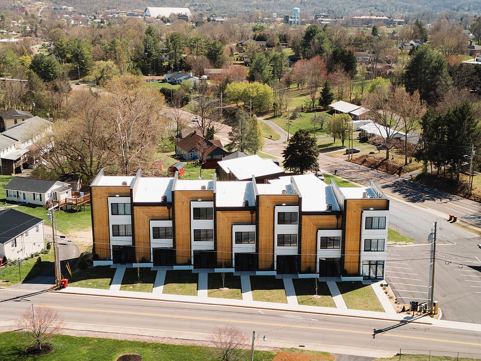 1st image of 1533 Pactolas Rd #103