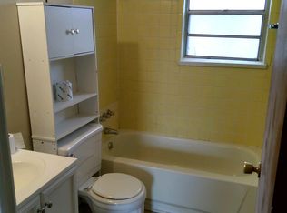 9329 La Grange Rd APT 1, Louisville, KY 40242