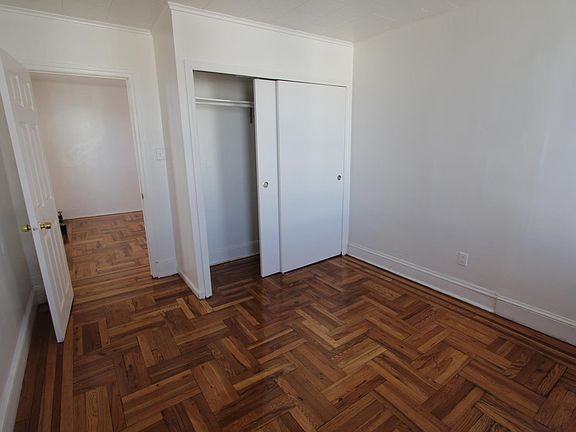5th image of 2978 Lawton Ave