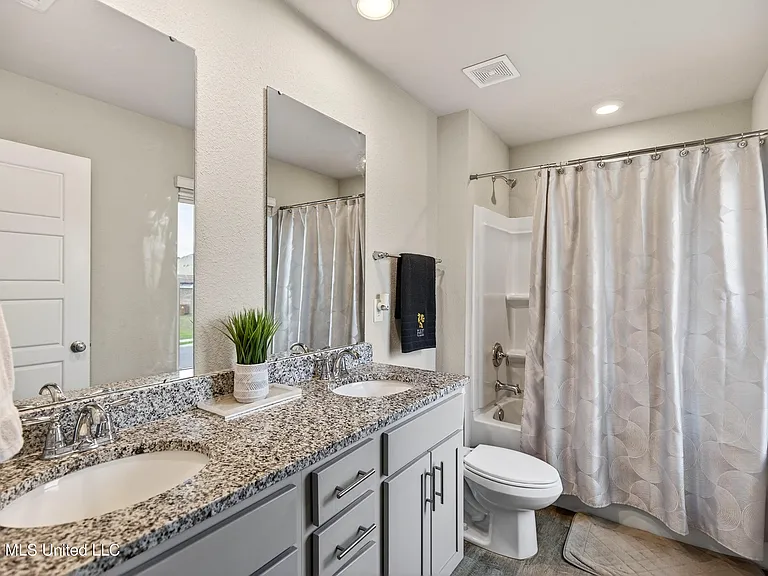 5438 Leeds Ln — Photo 41