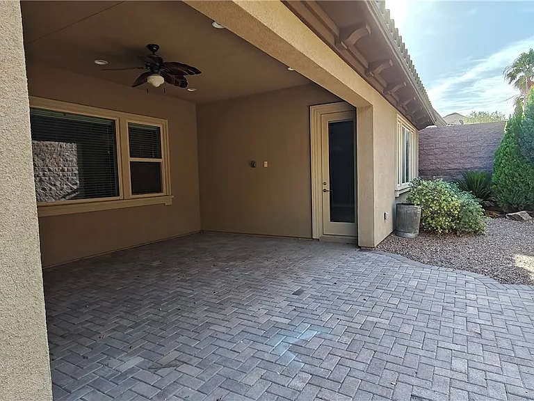 2868 Josephine Dr — Photo 53
