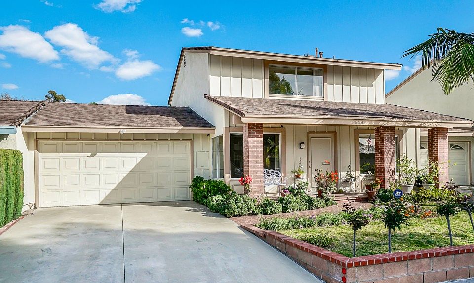 1st image of 2604 S Moorland Pl