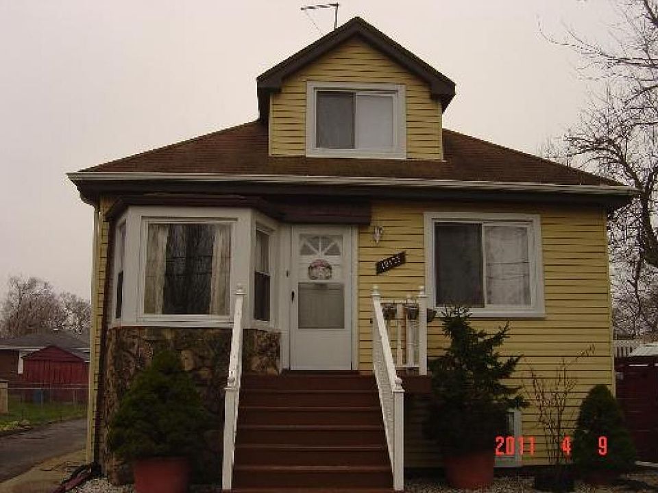 1st image of 10123 Lyndale Ave
