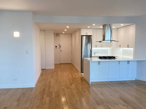 146 West 57th Street image 4 of 25