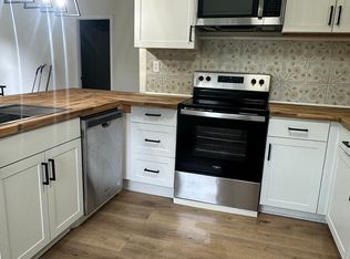 2219 E Derenne Ave UNIT B, Savannah, GA 31406