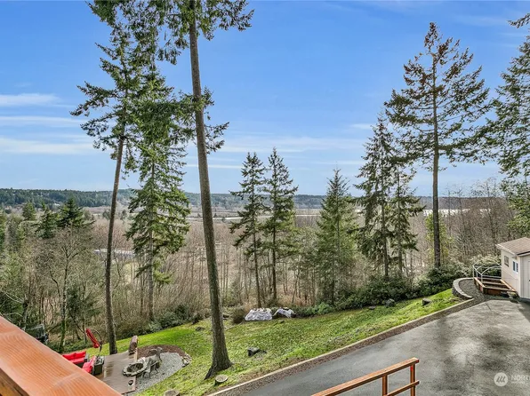 30 NE Anchor Court, Belfair, WA 98528