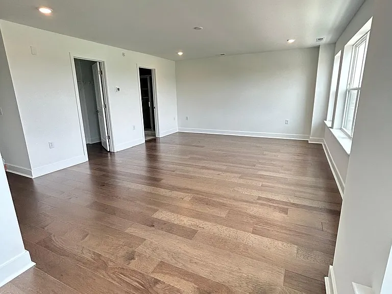 310 Cora Bergen Blvd — Photo 43