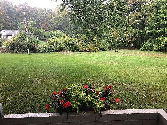 5th image of 13192 Forest Dr