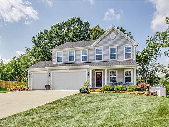 2nd image of 461 Val Dosta Cir
