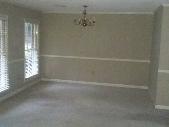 3rd image of 3278 Hunter Dr