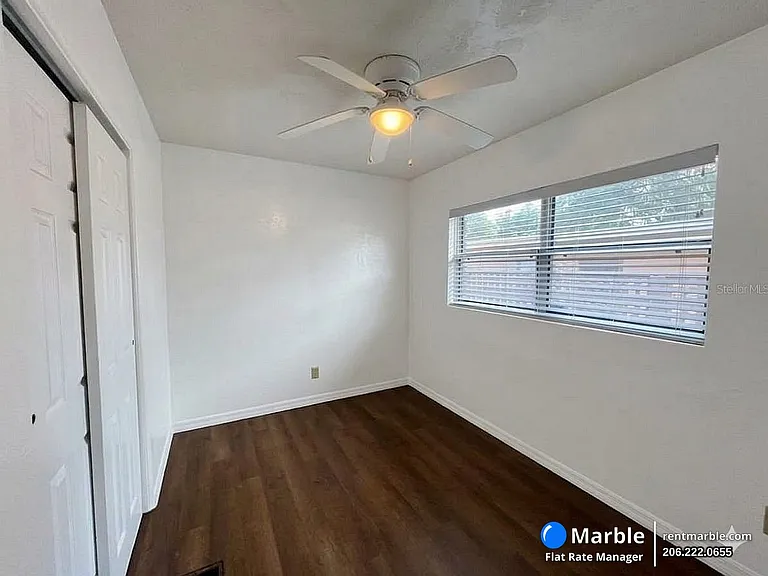 501 SE 14th St — Photo 17