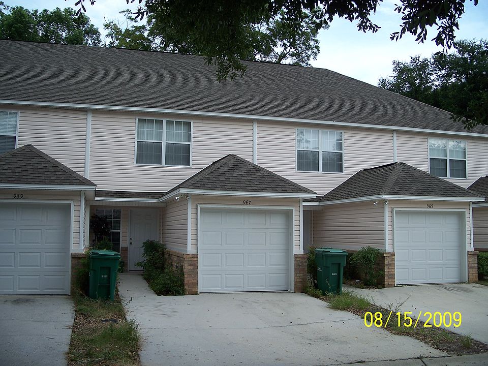 1st image of 986 Scenic Oak Ln