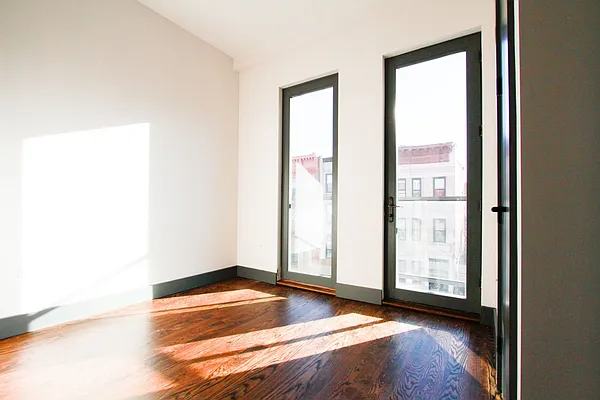 Rented by TheRealEstateCompany.com LLC | media 37