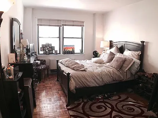 Rented by Ovation Properties, LLC | media 33