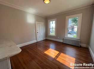 13 Pleasant Pl #1, Cambridge, MA 02139
