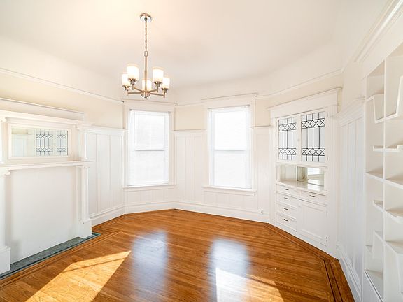 2nd image of 437 4th Ave