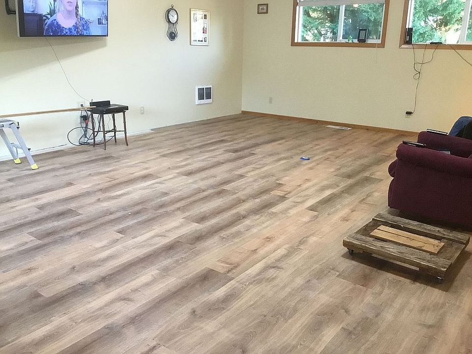 2nd image of 2250 Cedar Pl
