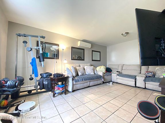 2nd image of 117 Father Capodanno Blvd