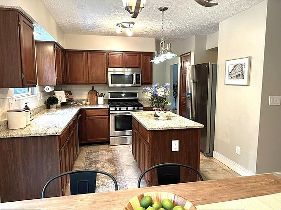 5th image of 6216 Durban Dr