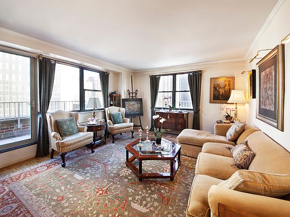 4th image of 225 East 36th Street