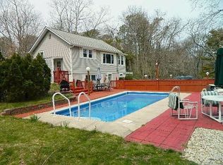 85 Red Creek Rd, Hampton Bays, NY 11946