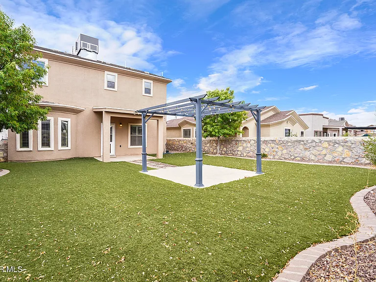 14733 David Latin Ave — Photo 32