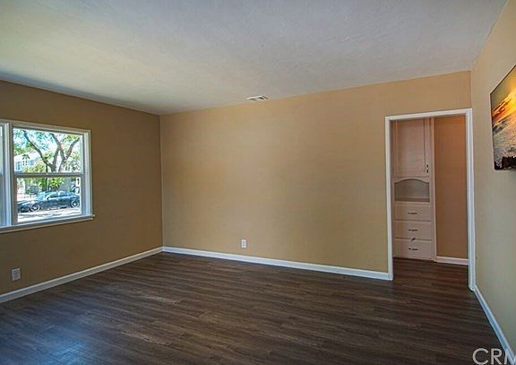 3rd image of 412 N Linwood Ave
