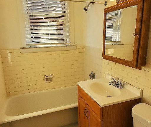 2nd image of 7436 Penfield Ct
