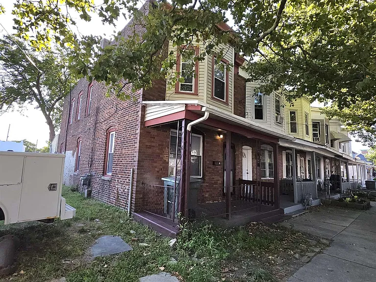 604 N Indiana Ave — Photo 31