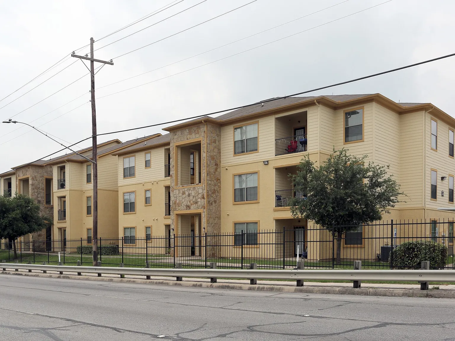 Port Royal Apartment Homes — Photo 3