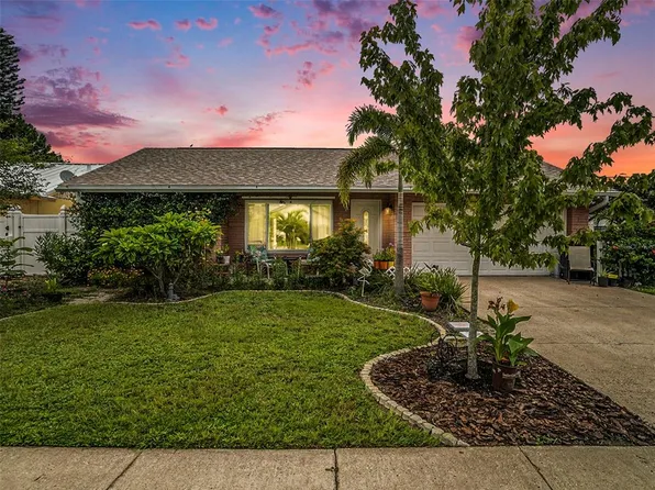 1737 Sue Dr, Clearwater, FL 33759
