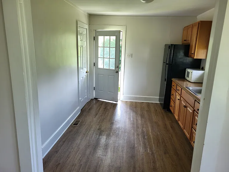 106 Lake Rd #202 — Photo 4