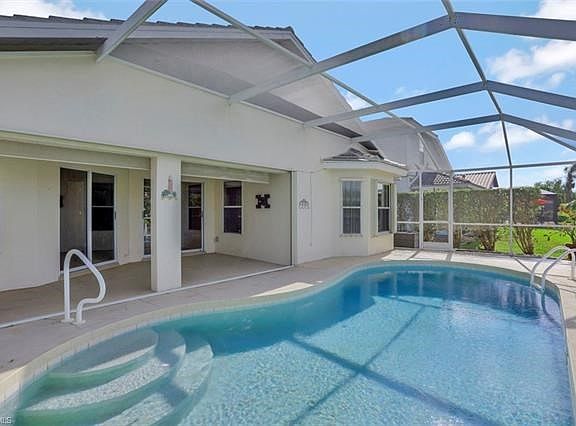 3rd image of 25945 Pebblecreek Dr