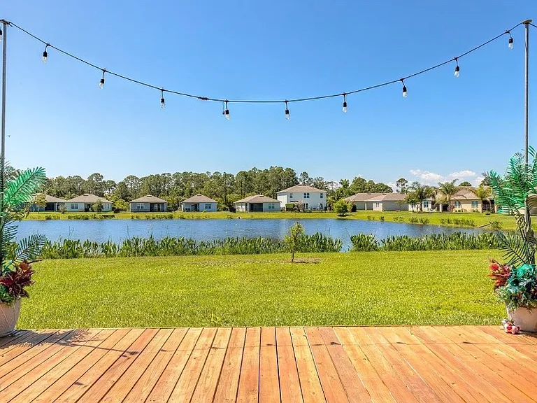 318 Sunset View Dr — Photo 10