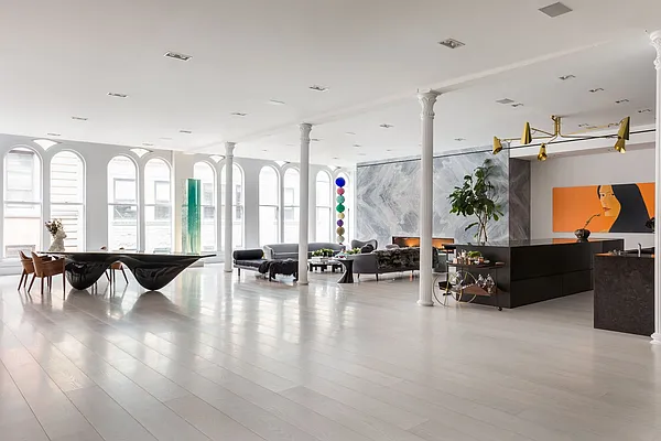 Sold by Compass | media 19