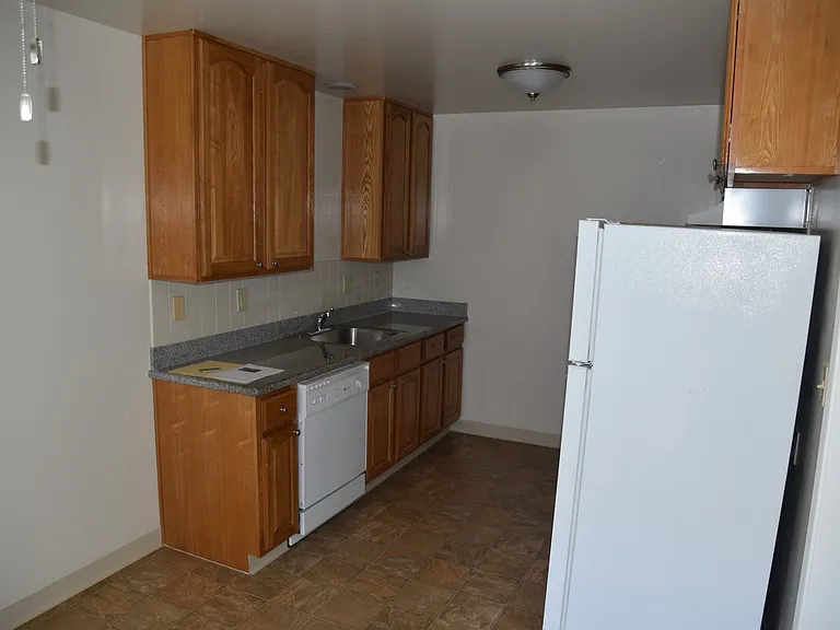 1839 Woodside Rd — Photo 15