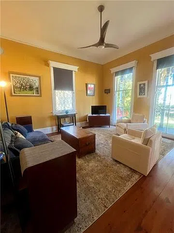 2 bed, 2.0 bath, 1800 sqft, $3,850 — Photo 4