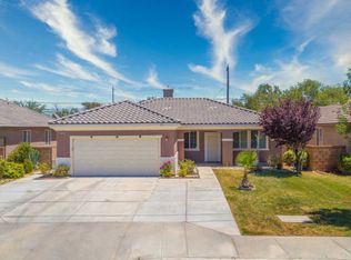 45526 Stanridge Ave, Lancaster, CA 93535