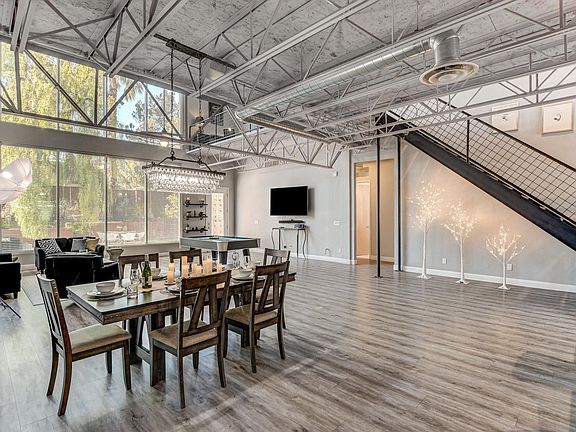 2nd image of 5055 Thunder River Cir