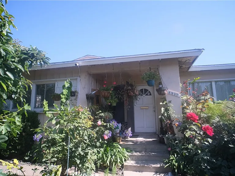 14932 Roscoe Blvd — Photo 6