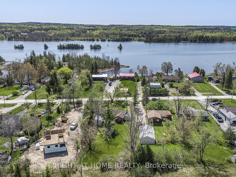 1st image of 194 McGuire Beach Rd