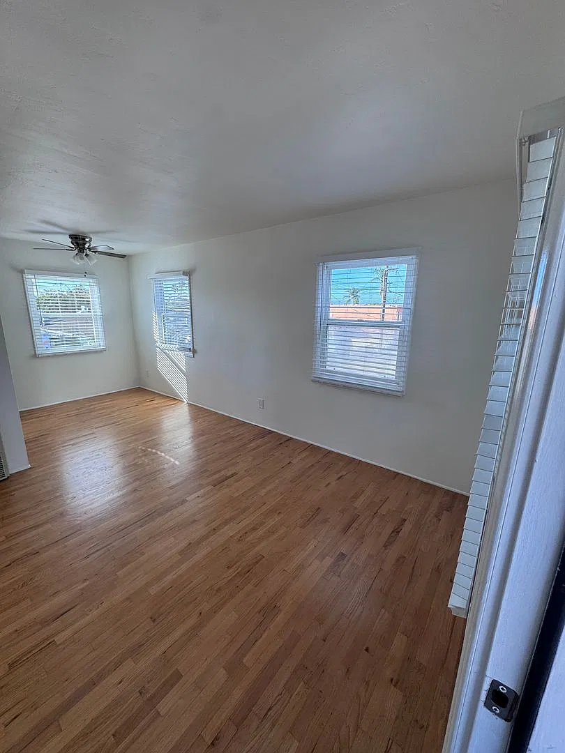 1349 -1353 Felspar St. - (4 unit - 2 detached, 2 attached) — Photo 3