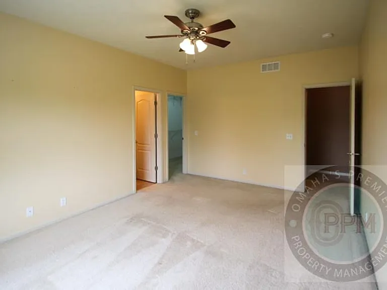 809 Lake Tahoe Dr — Photo 12
