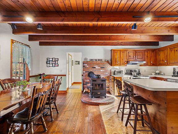 4th image of 25 Indian Pond Road