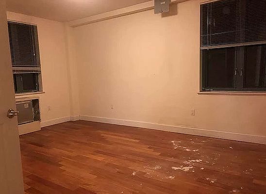 2nd image of 83-30 Kew Gardens Rd #4GZ