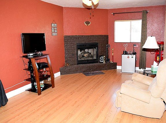 5th image of 3215 Baumann Ave